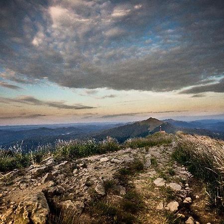 Lux Apartament Odkryj - Bieszczady Ustrzyki Dolne Esterno foto